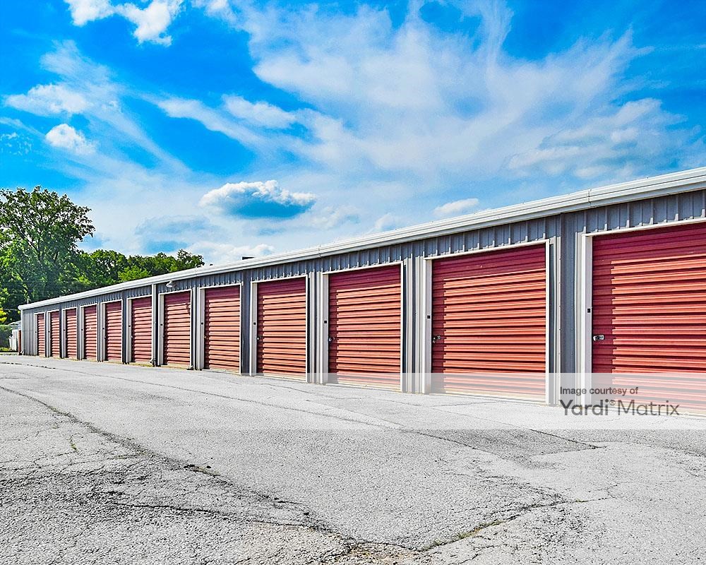 Roanoke Storage Units 3850 East Mahon Road, Roanoke RENTCafé